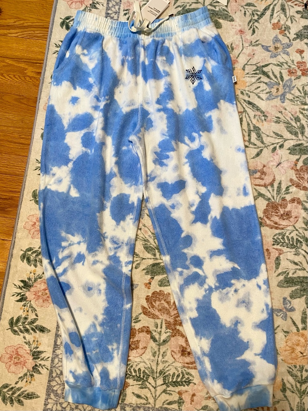 NWT Feat BlanketBlend Cloud Sweats